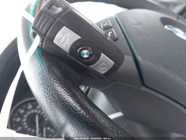 Продажа на аукционе авто 2011 Bmw 328i, vin: WBAPH5G52BNM81183, номер лота: 44418793