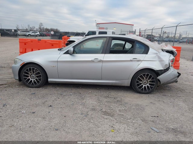 Продажа на аукционе авто 2011 Bmw 328i, vin: WBAPH5G52BNM81183, номер лота: 44418793
