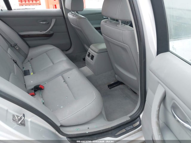 Продажа на аукционе авто 2011 Bmw 328i, vin: WBAPH5G52BNM81183, номер лота: 44418793