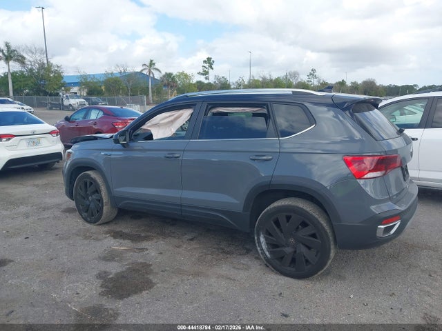 2024 VOLKSWAGEN TAOS 3VVVX7B26RM048901 Photo 2