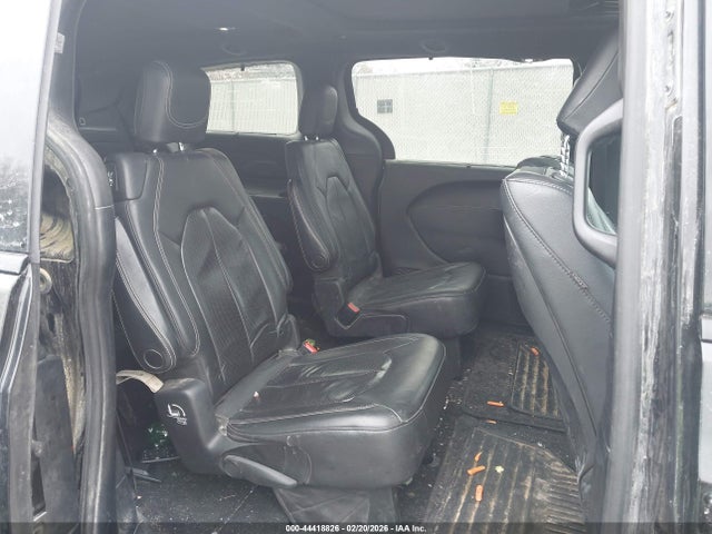 44418826 :رقم المزاد ، 2C4RC1EGXLR145728 vin ، 2020 Chrysler Pacifica Touring L Plus مزاد بيع