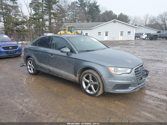 2015 AUDI A3 WAUBFGFF2F1129580 Photo 0