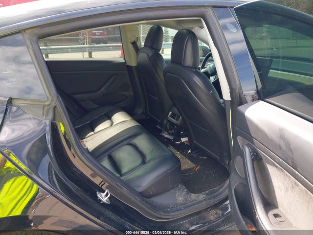 Продажа на аукционе авто 2021 Tesla Model 3 Long Range Dual Motor All-wheel Drive, vin: 5YJ3E1EBXMF050622, номер лота: 44418835