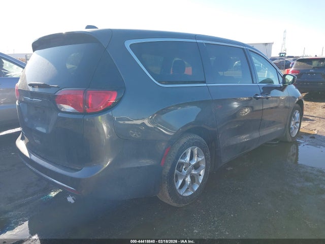 2018 Chrysler Pacifica Touring Plus მანქანა იყიდება აუქციონზე, vin: 2C4RC1FG4JR122957, აუქციონის ნომერი: 44418840