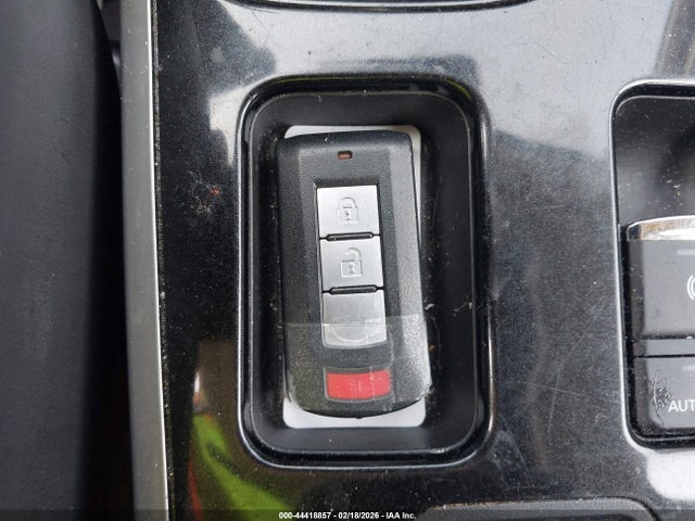 2020 MITSUBISHI OUTLANDER JA4AD3A31LZ043730 Photo 10