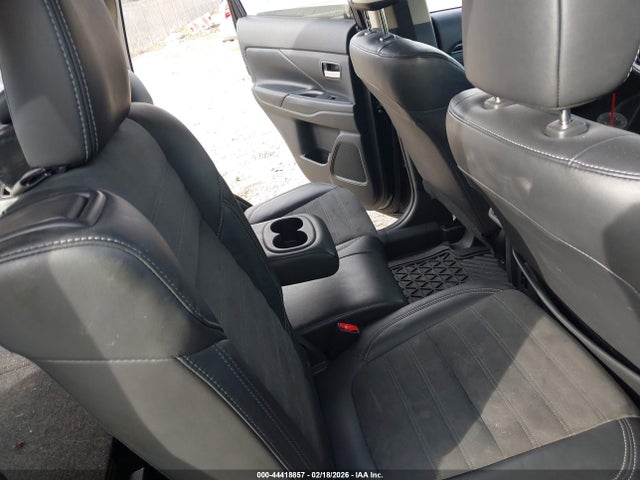 2020 MITSUBISHI OUTLANDER JA4AD3A31LZ043730 Photo 7