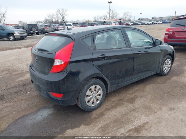 KMHCT5AE1GU238689 Hyundai ACCENT SE