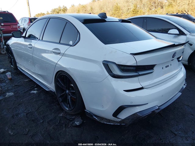 44418898 :رقم المزاد ، 3MW5U9J0XM8B48999 vin ، 2021 Bmw M340i M340i Xdrive مزاد بيع