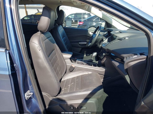 1FMCU9J97JUA91941 Ford Escape Titanium