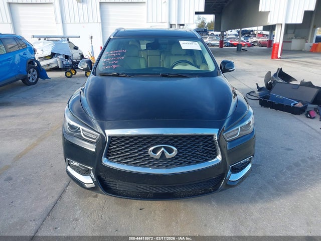 44418972 :رقم المزاد ، 5N1DL0MN0LC517845 vin ، 2020 Infiniti Qx60 Luxe مزاد بيع