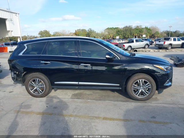 44418972 :رقم المزاد ، 5N1DL0MN0LC517845 vin ، 2020 Infiniti Qx60 Luxe مزاد بيع