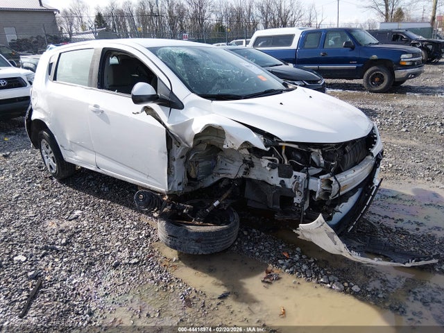 Aukcja sprzedaży 2017 Chevrolet Sonic Lt Auto, vin: 1G1JG6SH7H4174148, numer aukcji: 44418974