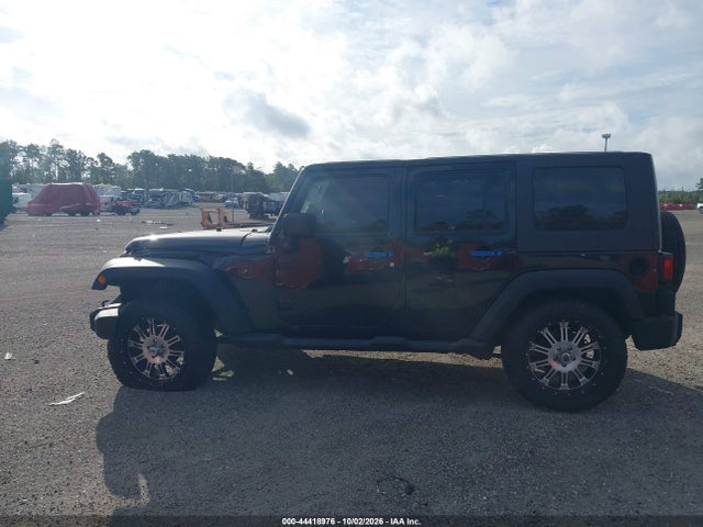 2010 Jeep Wrangler Unlimited Sport მანქანა იყიდება აუქციონზე, vin: 1J4BB3H16AL186607, აუქციონის ნომერი: 44418976