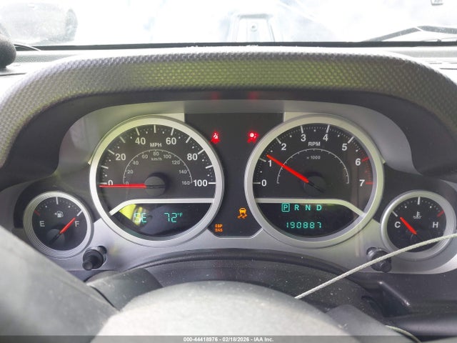 2010 Jeep Wrangler Unlimited Sport მანქანა იყიდება აუქციონზე, vin: 1J4BB3H16AL186607, აუქციონის ნომერი: 44418976