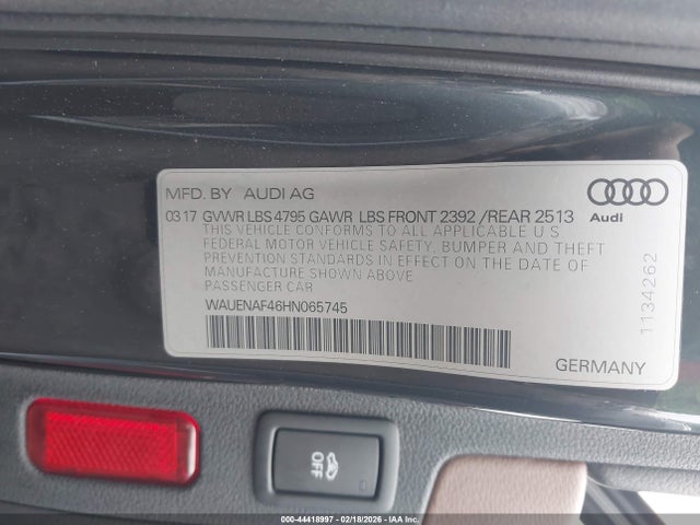 2017 AUDI A4 WAUENAF46HN065745 Photo 8