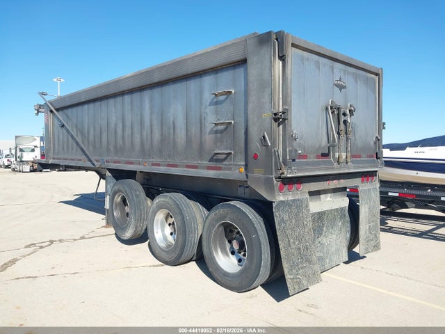 44419052 :رقم المزاد ، 5MADA273XPR082313 vin ، 2023 Mac Trailer Mfg Dump Semi Trailer مزاد بيع