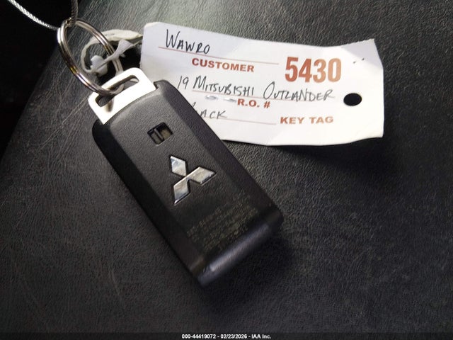 Продажа на аукционе авто 2019 Mitsubishi Outlander Sel, vin: JA4AZ3A38KZ042025, номер лота: 44419072