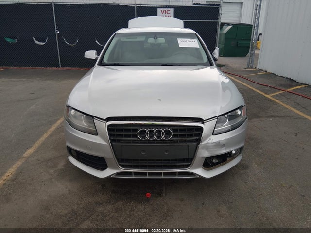 2011 Audi A4 2.0t Premium მანქანა იყიდება აუქციონზე, vin: WAUBFAFLXBN024579, აუქციონის ნომერი: 44419094