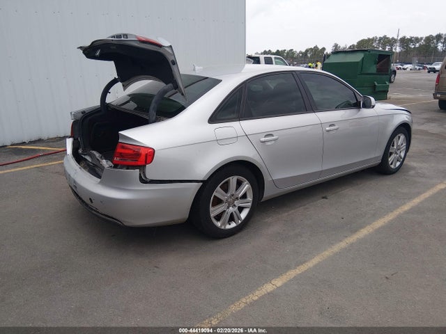 2011 AUDI A4 WAUBFAFLXBN024579 Photo 3