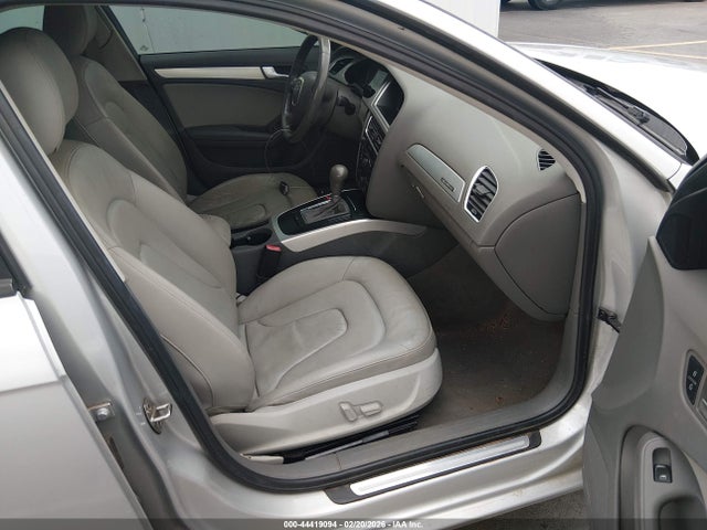 2011 AUDI A4 WAUBFAFLXBN024579 Photo 4