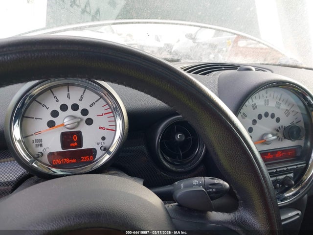 2011 MINI COOPER S WMWSV3C52BTY13549 Photo 6