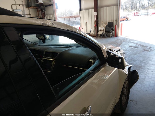 1GKKVNEDXEJ220562 GMC Acadia Sle-1