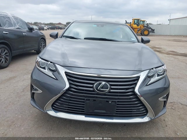 44419165 :رقم المزاد ، JTHBK1GG2G2211631 vin ، 2016 Lexus Es 350 مزاد بيع