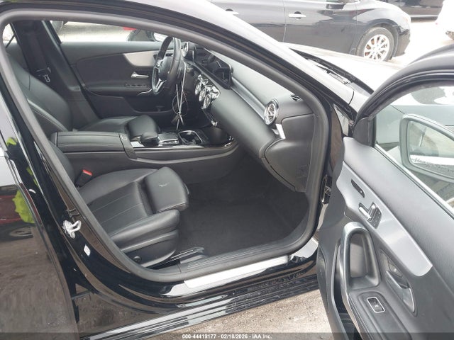 2021 MERCEDES-BENZ A 220 W1K3G4EB4MJ276794 Photo 4