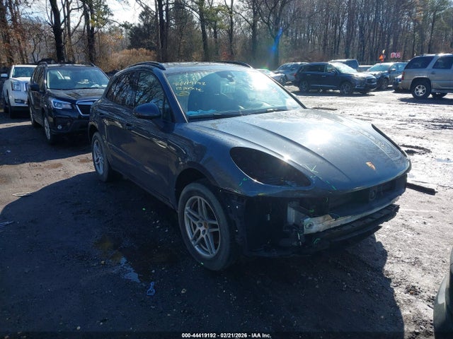 2018 PORSCHE MACAN WP1AA2A59JLB05450 Photo 0