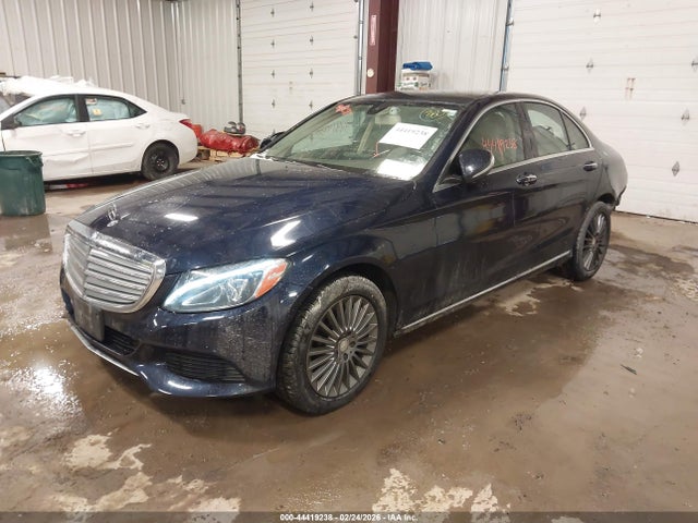 44419238 :رقم المزاد ، 55SWF4KB7FU021886 vin ، 2015 Mercedes-benz C 300 Luxury 4matic مزاد بيع