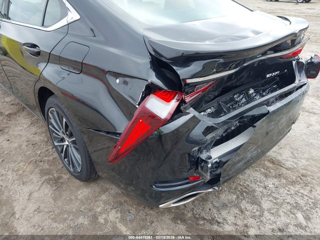 44419261 :رقم المزاد ، 58ADZ1B16PU157946 vin ، 2023 Lexus Es 350 مزاد بيع