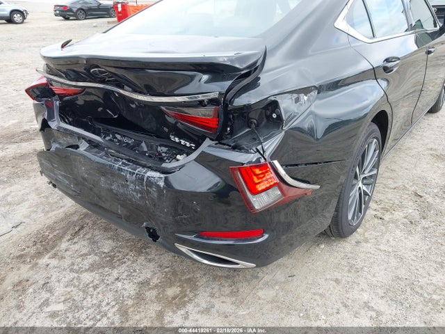 44419261 :رقم المزاد ، 58ADZ1B16PU157946 vin ، 2023 Lexus Es 350 مزاد بيع