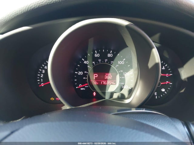 Aukcja sprzedaży 2015 Kia Soul, vin: KNDJN2A21F7225805, numer aukcji: 44419273