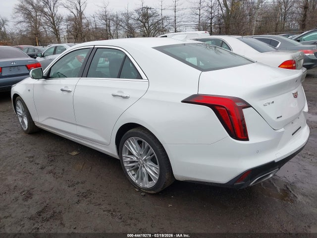 44419278 :رقم المزاد ، 1G6DF5RK8N0106613 vin ، 2022 Cadillac Ct4 Premium Luxury مزاد بيع