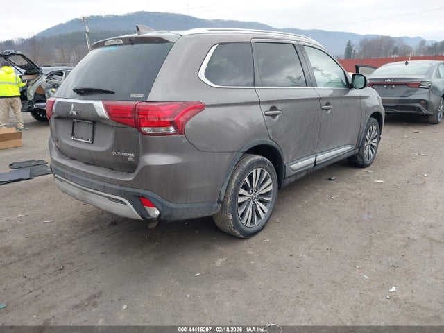 2019 MITSUBISHI OUTLANDER JA4AZ3A39KZ006473 Photo 3