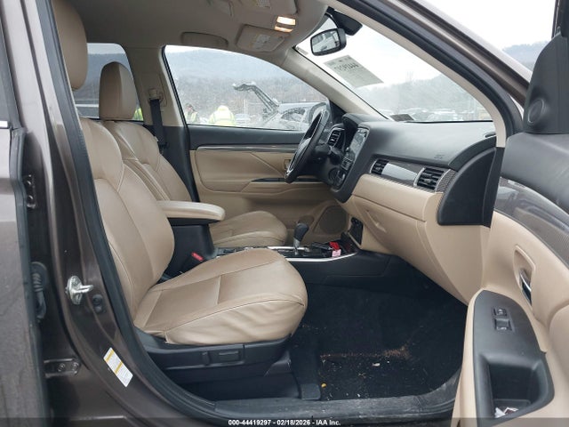 2019 MITSUBISHI OUTLANDER JA4AZ3A39KZ006473 Photo 4