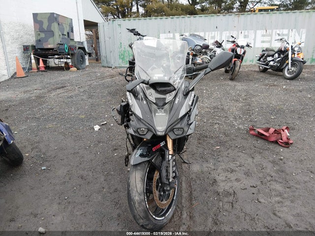 JS1EK12B1N7100508 Suzuki Gsx1000 Gt/gt+