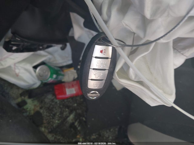 44419310 :رقم المزاد ، 3N1CN8EV9ML841084 vin ، 2021 Nissan Versa Sv Xtronic Cvt مزاد بيع