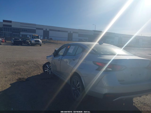 44419310 :رقم المزاد ، 3N1CN8EV9ML841084 vin ، 2021 Nissan Versa Sv Xtronic Cvt مزاد بيع