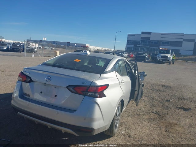 44419310 :رقم المزاد ، 3N1CN8EV9ML841084 vin ، 2021 Nissan Versa Sv Xtronic Cvt مزاد بيع