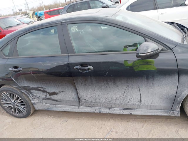 3KPF54AD2RE762660 KIA Forte Gt-line