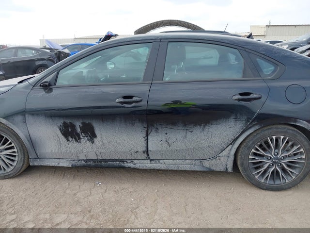 3KPF54AD2RE762660 KIA Forte Gt-line