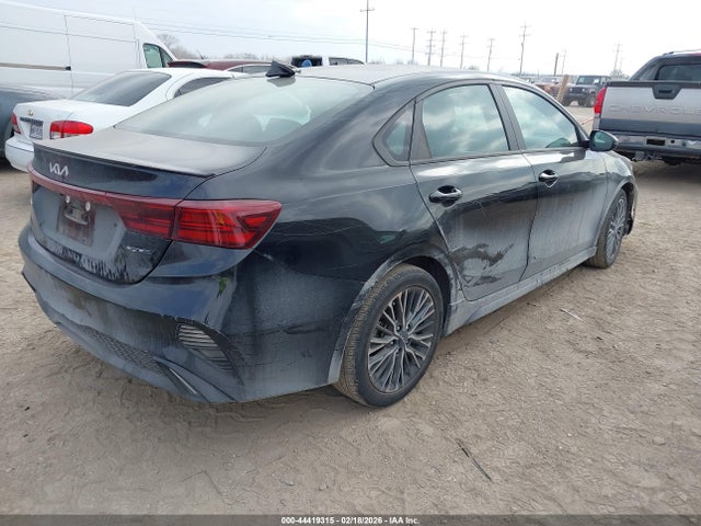3KPF54AD2RE762660 KIA Forte Gt-line