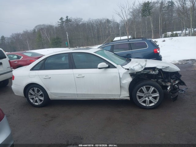 2010 Audi A4 2.0t Premium მანქანა იყიდება აუქციონზე, vin: WAUBFAFL9AN015077, აუქციონის ნომერი: 44419316