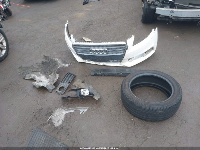 2010 Audi A4 2.0t Premium მანქანა იყიდება აუქციონზე, vin: WAUBFAFL9AN015077, აუქციონის ნომერი: 44419316