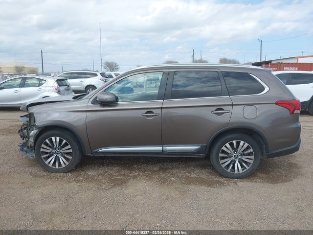 Продаж на аукціоні авто 2019 Mitsubishi Outlander Sel, vin: JA4AD3A30KZ007428, номер лоту: 44419337