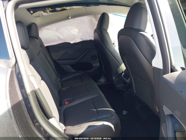 Продажа на аукционе авто 2024 Tesla Model Y, vin: 7SAYGDED8RF151994, номер лота: 44419338
