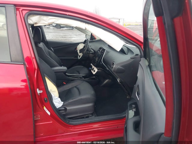 Toyota Prius Four 2017 JTDKARFU1H3540102 Image 5