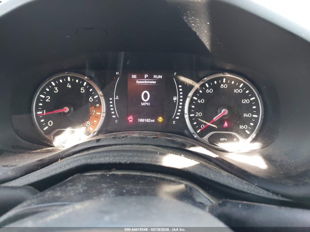 ZACCJBBBXHPE87119 Jeep Renegade Latitude 4x4
