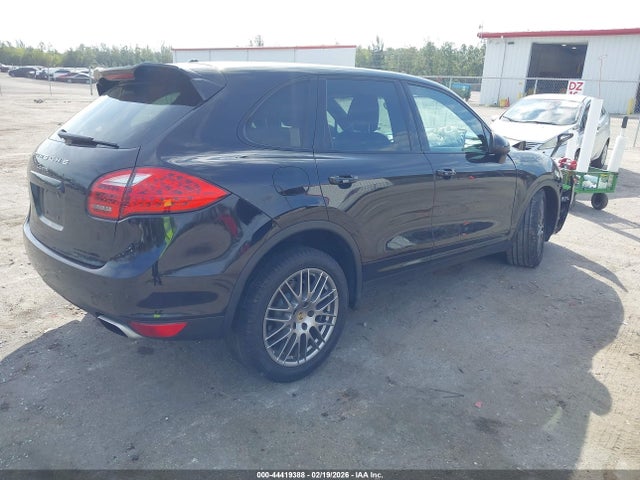 2014 PORSCHE CAYENNE WP1AA2A21ELA95976 Photo 3
